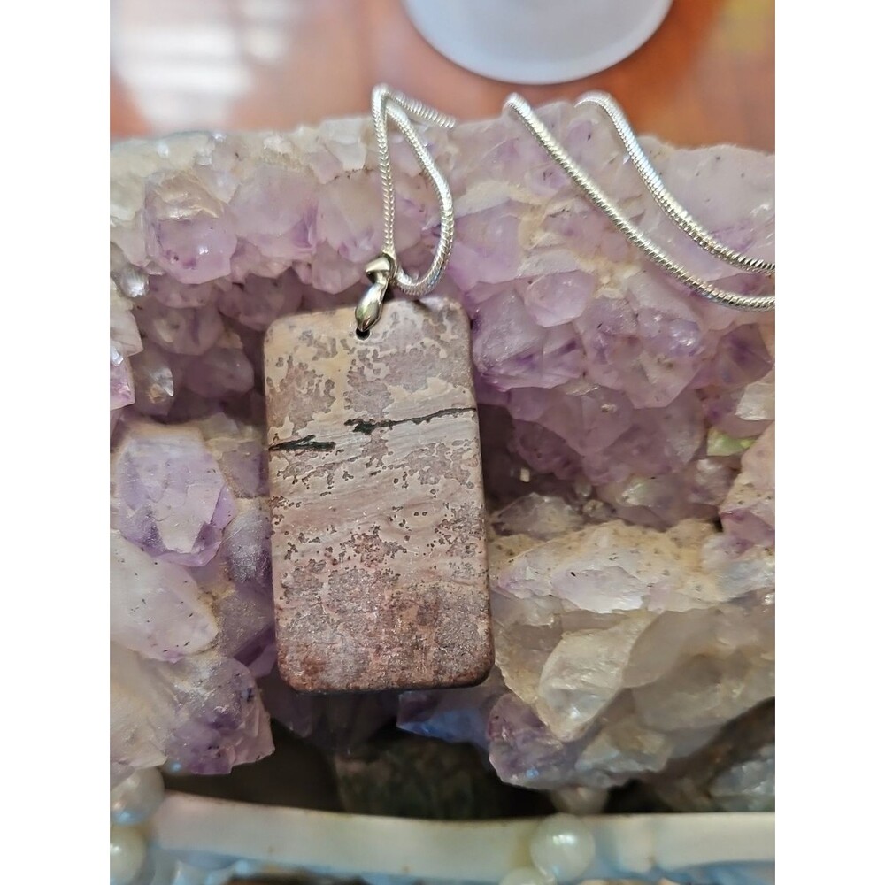 NWOT Natural Pink Jasper Rectangle Pendant Necklace Laiclay